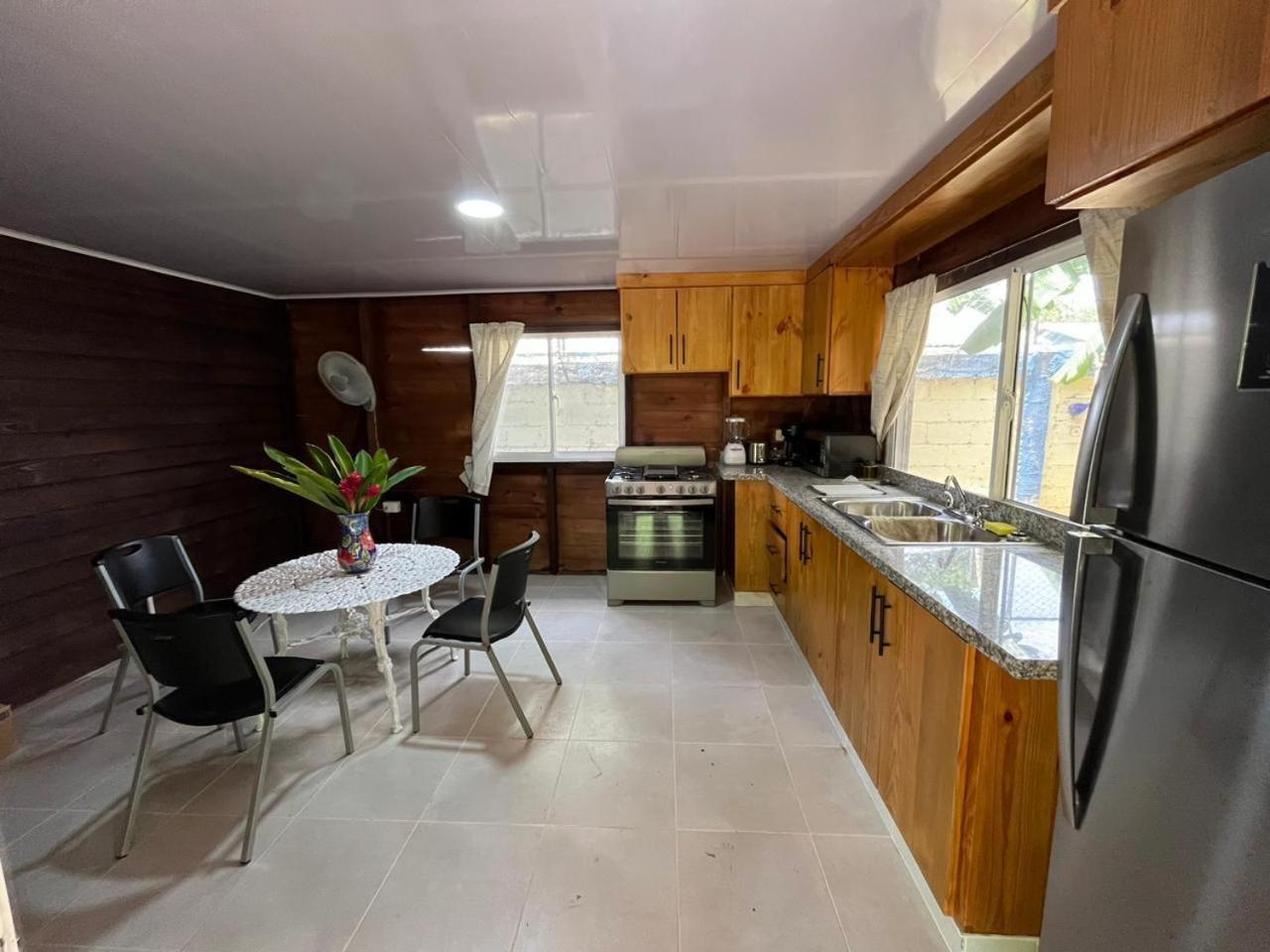 산티아고 데 로스 카바예로스 Sana El Jardin Secreto 호스텔 외부 사진