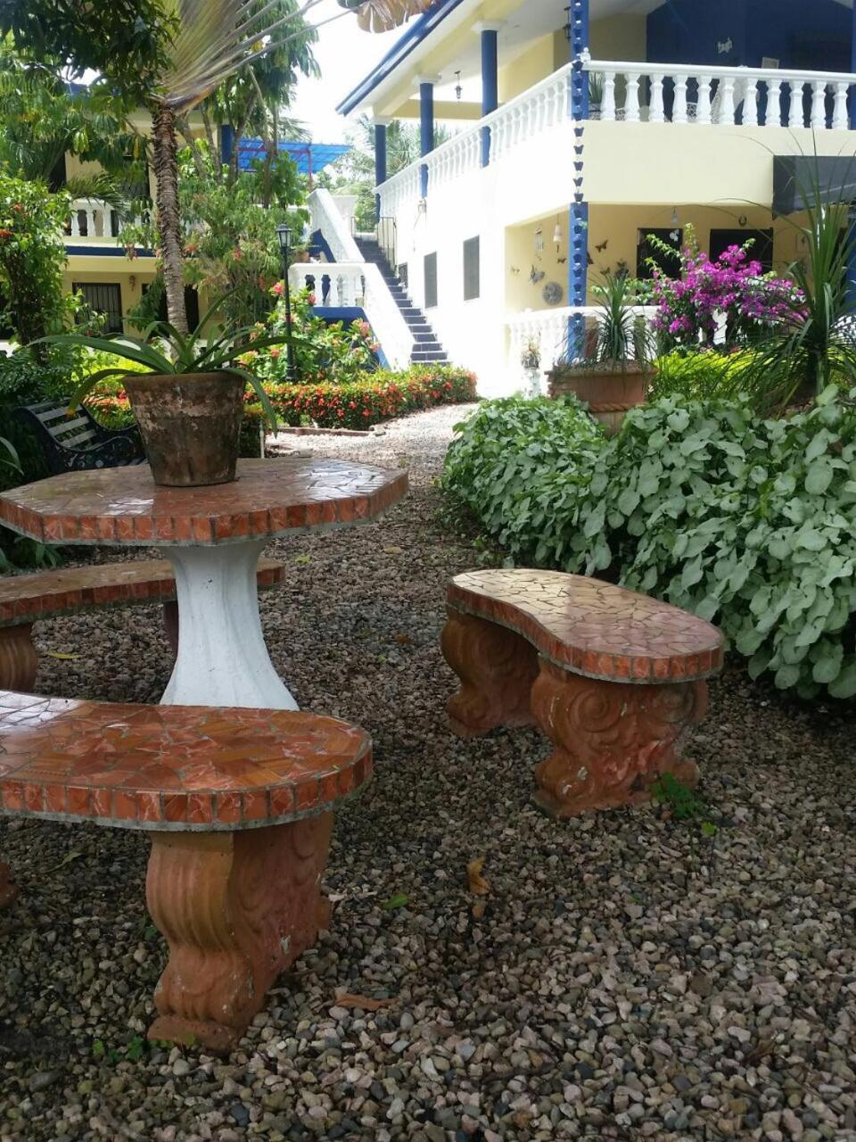 산티아고 데 로스 카바예로스 Sana El Jardin Secreto 호스텔 외부 사진