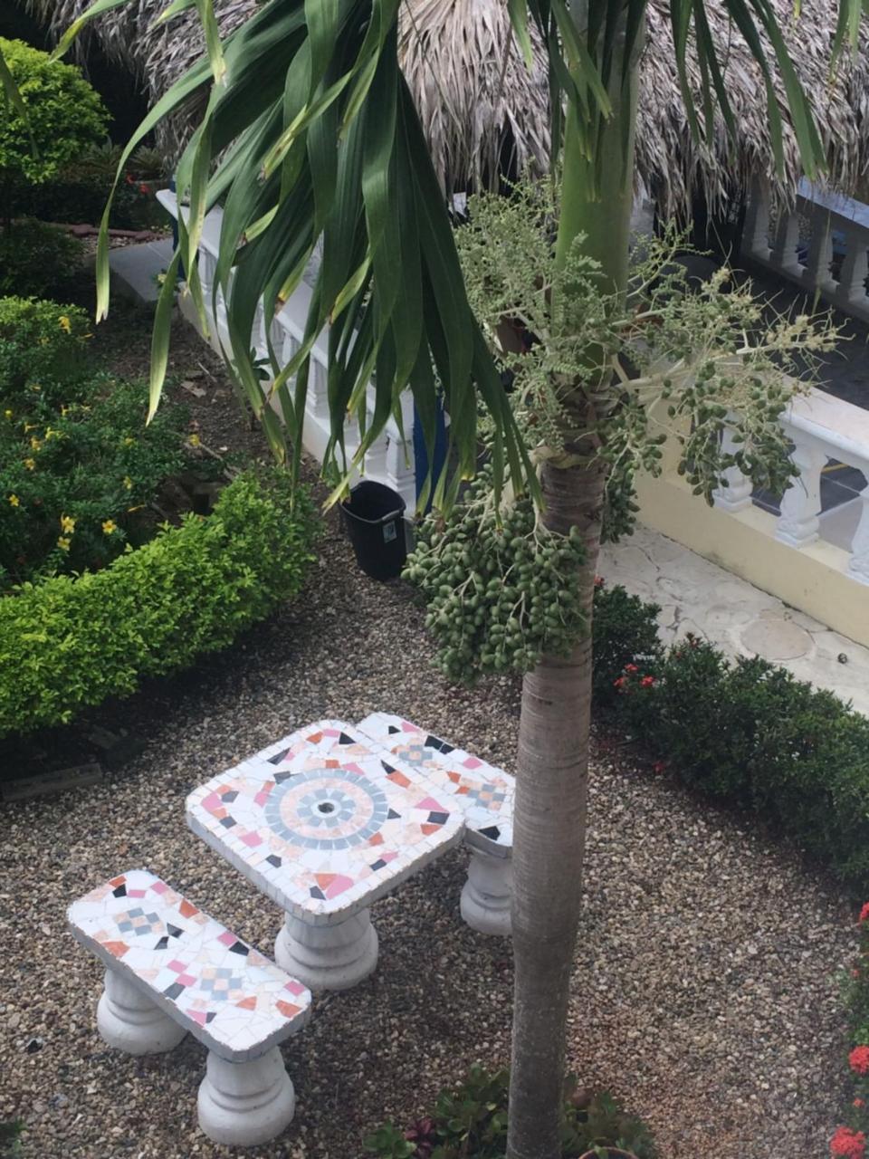 산티아고 데 로스 카바예로스 Sana El Jardin Secreto 호스텔 외부 사진