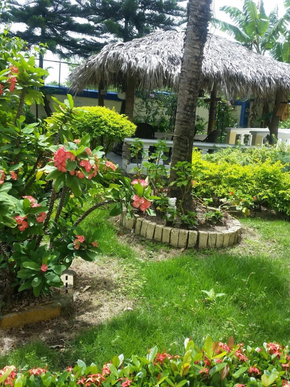 산티아고 데 로스 카바예로스 Sana El Jardin Secreto 호스텔 외부 사진